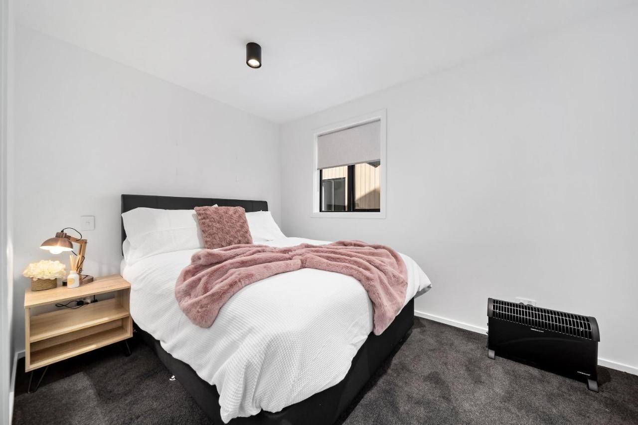 2 Bed 2 Bathroom Brand New Paradise 8 Mins To Cbd 퀸즈타운 외부 사진